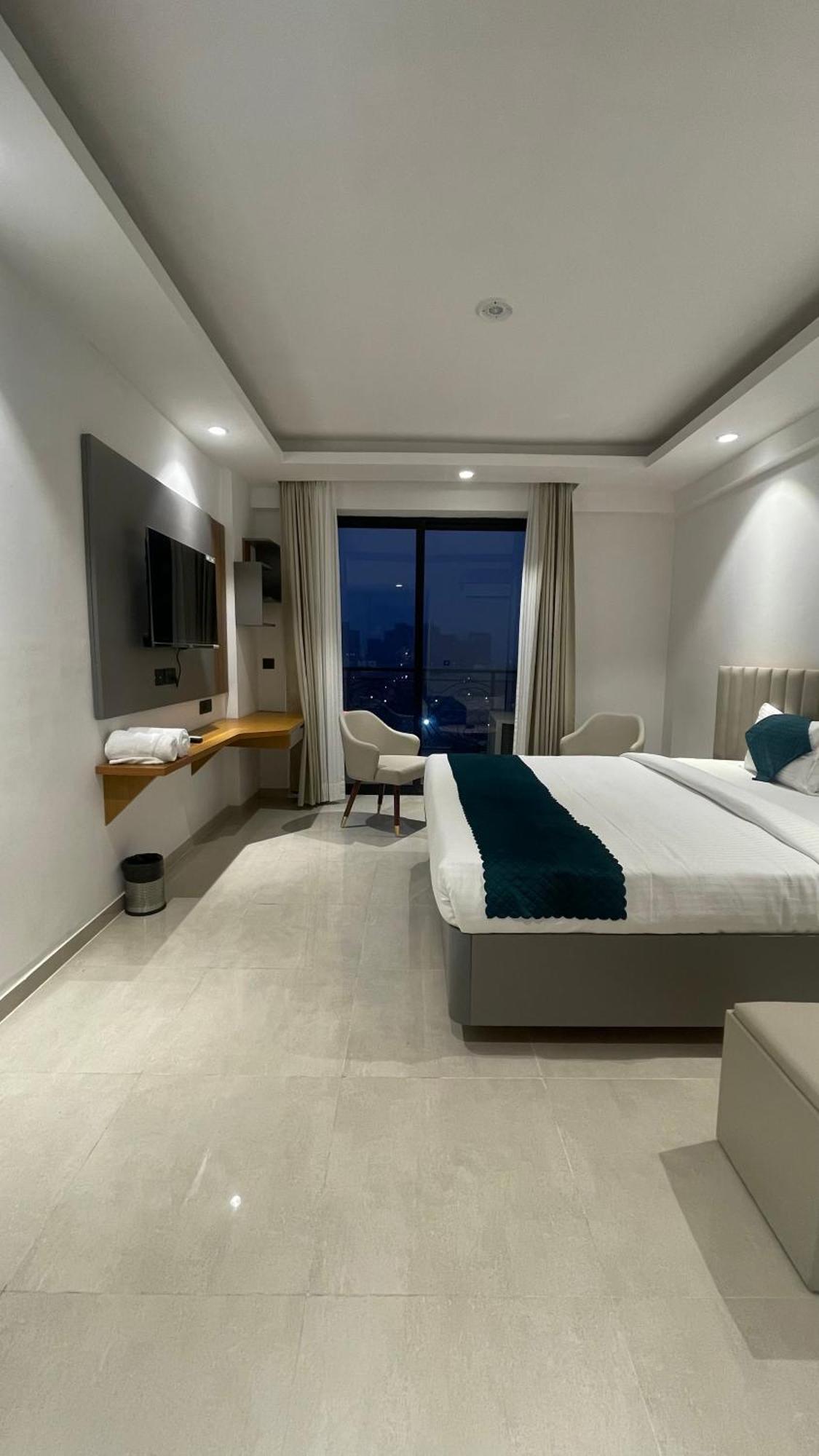 Hotel Maple Tree - Near Ekana Cricket Stadium - Lucknow Esterno foto