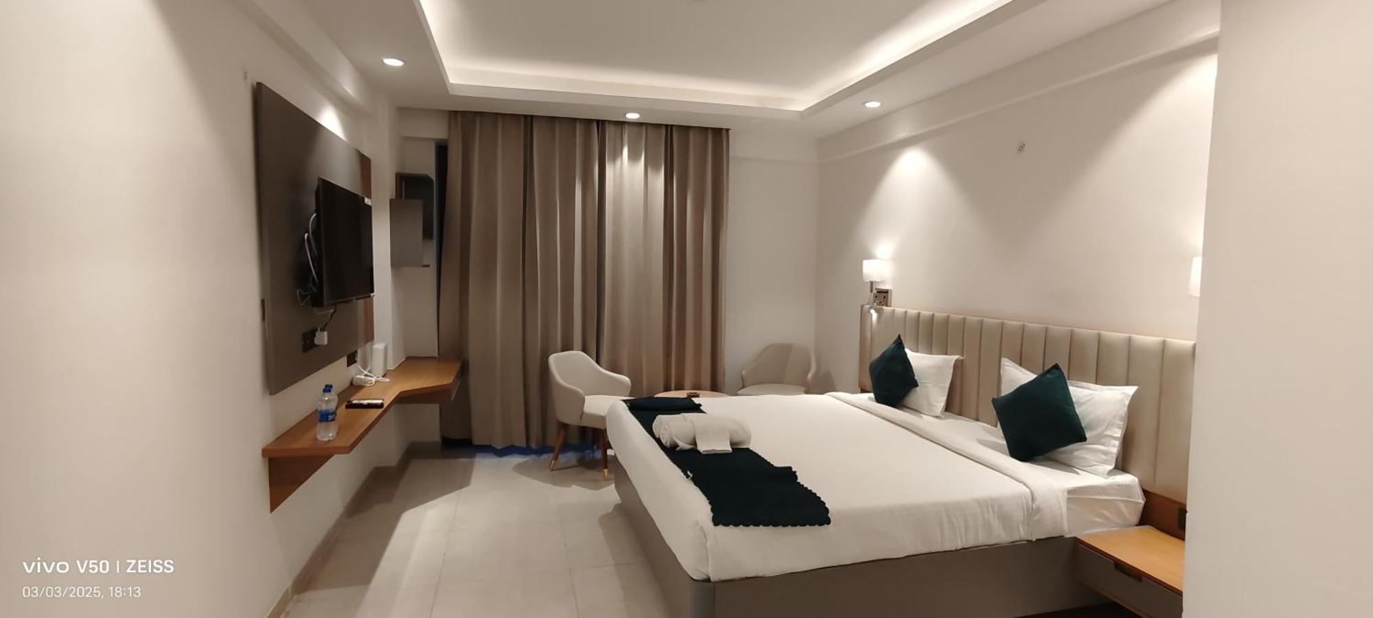 Hotel Maple Tree - Near Ekana Cricket Stadium - Lucknow Esterno foto