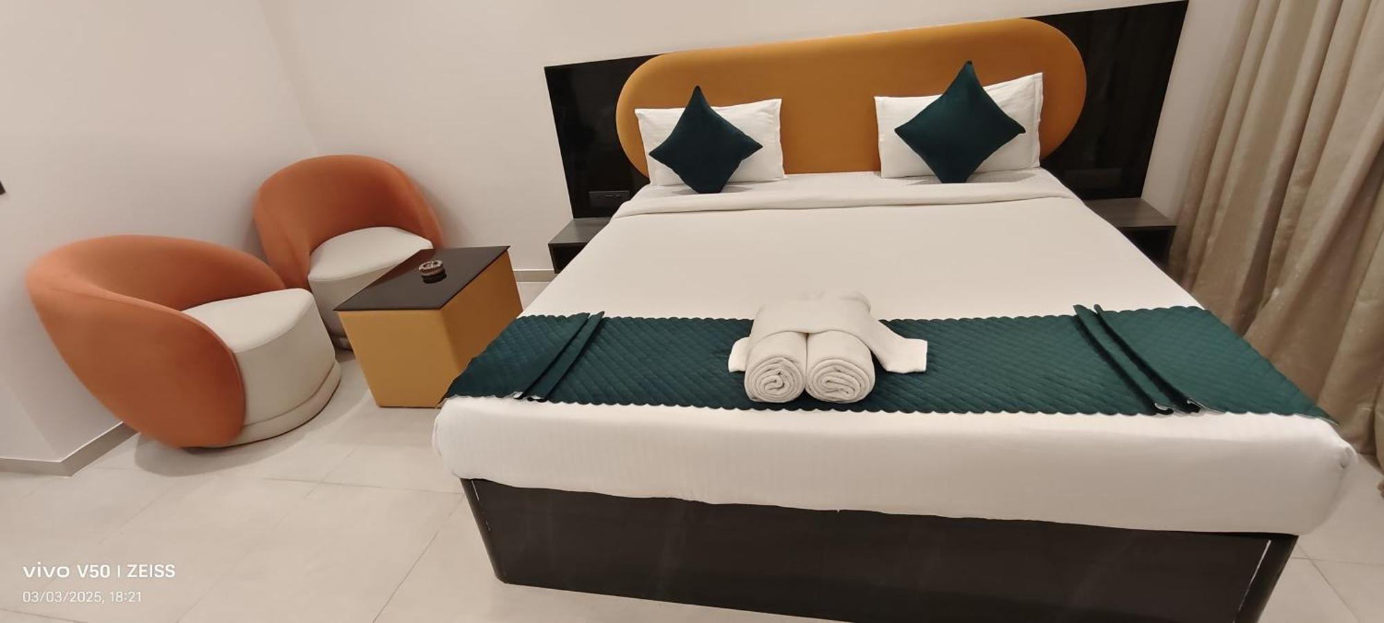 Hotel Maple Tree - Near Ekana Cricket Stadium - Lucknow Esterno foto