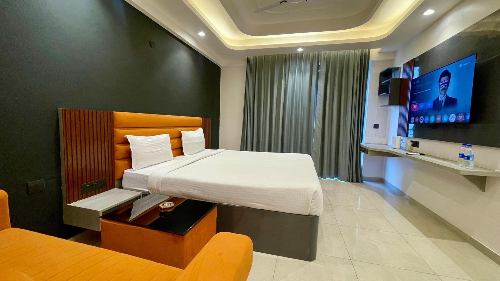Hotel Maple Tree - Near Ekana Cricket Stadium - Lucknow Esterno foto